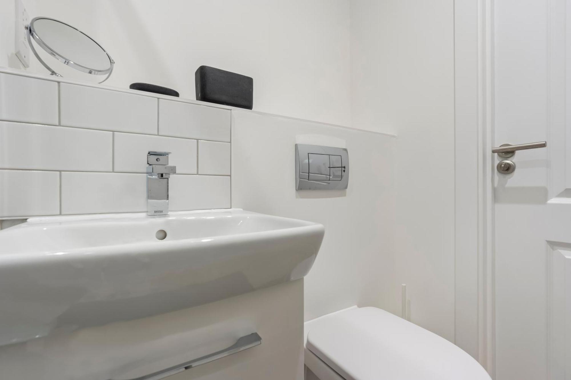 Evergreen Haven - Central 2Br - Free Parking W High Speed Wifi Бирмингем Экстерьер фото
